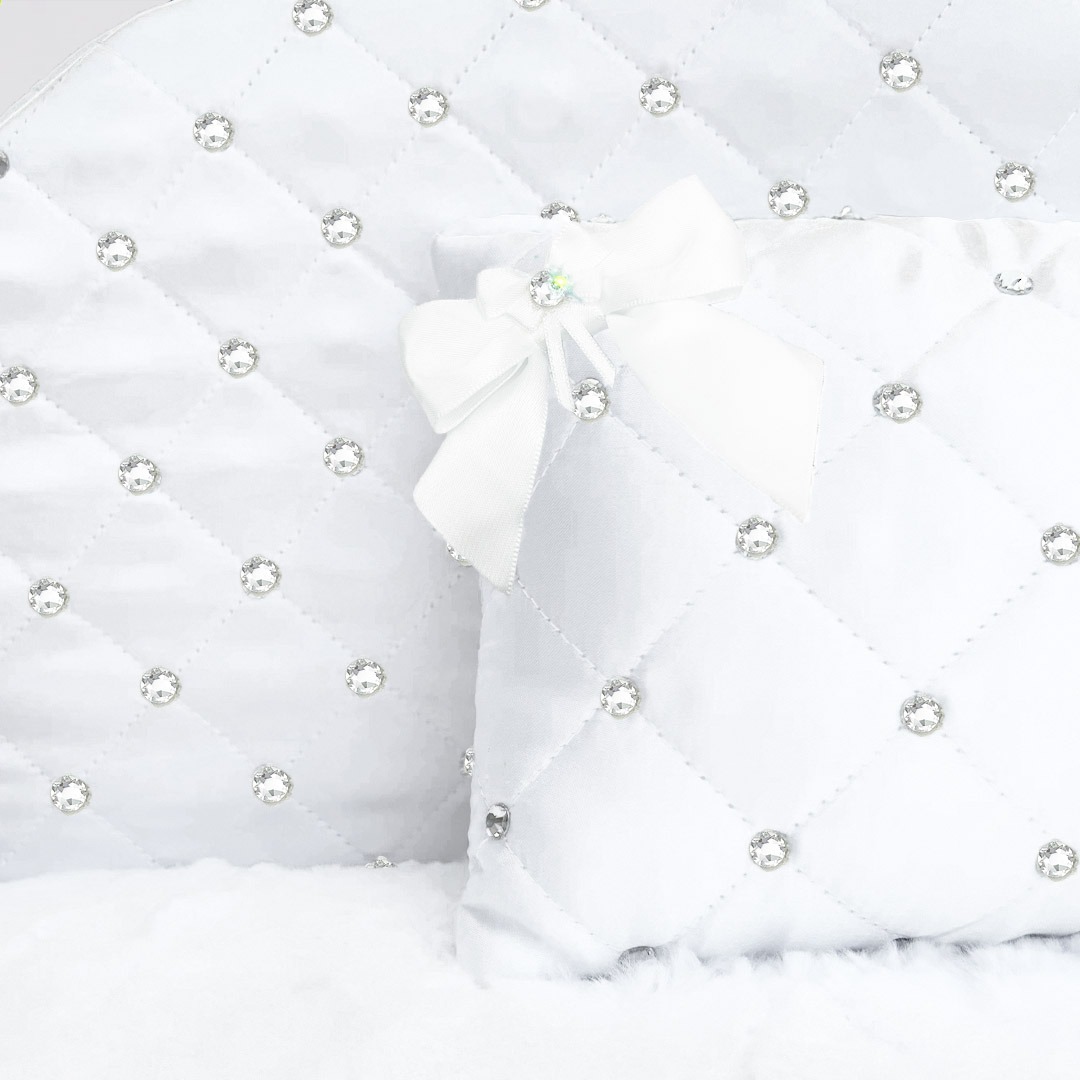 Glamour-Baby-Bed-Snow-Pillow-Hello-Doggie